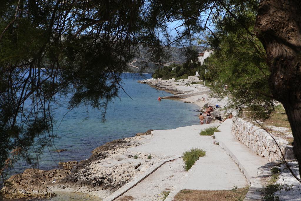 Villa Iris Apartments Seget Vranjica Εξωτερικό φωτογραφία