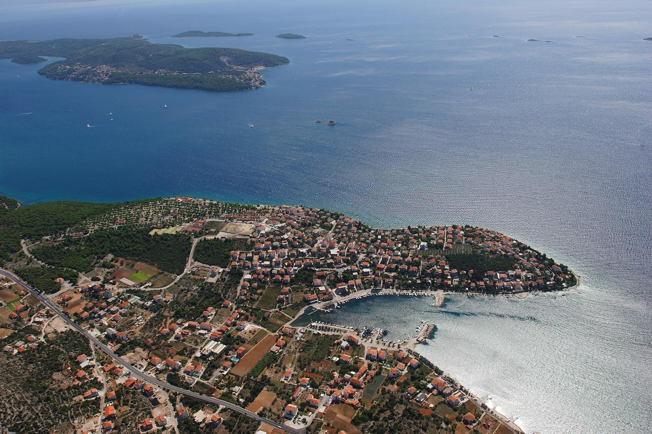 Villa Iris Apartments Seget Vranjica Εξωτερικό φωτογραφία